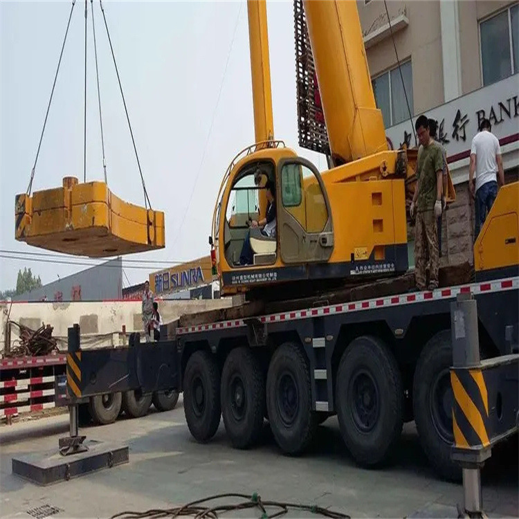 南通崇川当地吊车出租|机器吊装|75吨|工厂搬迁服务